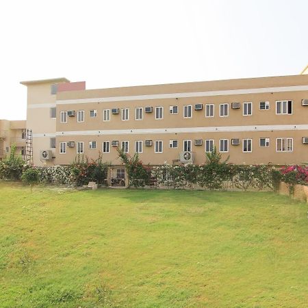 Maple Delite Lucknow Exterior foto