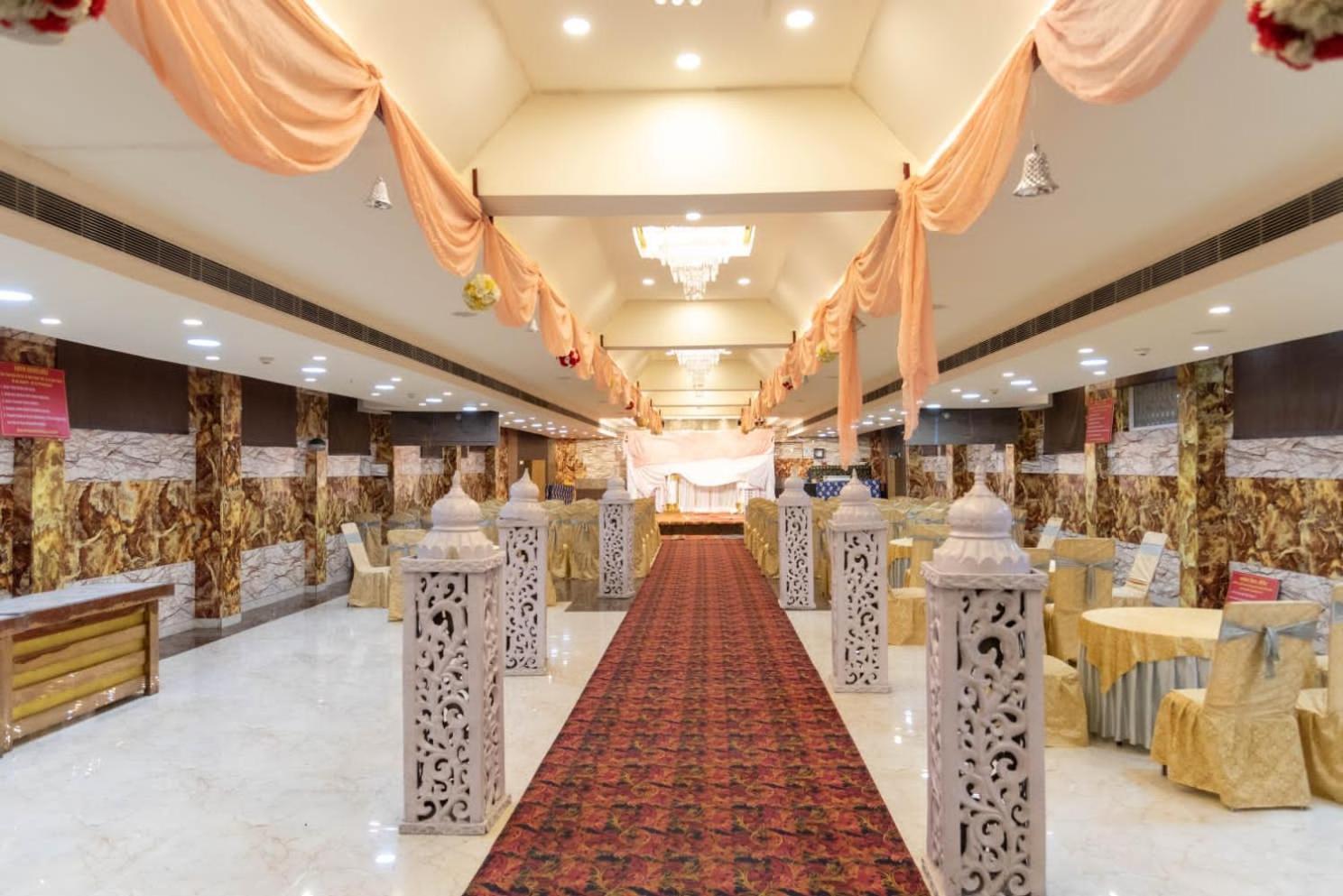 Maple Delite Lucknow Exterior foto