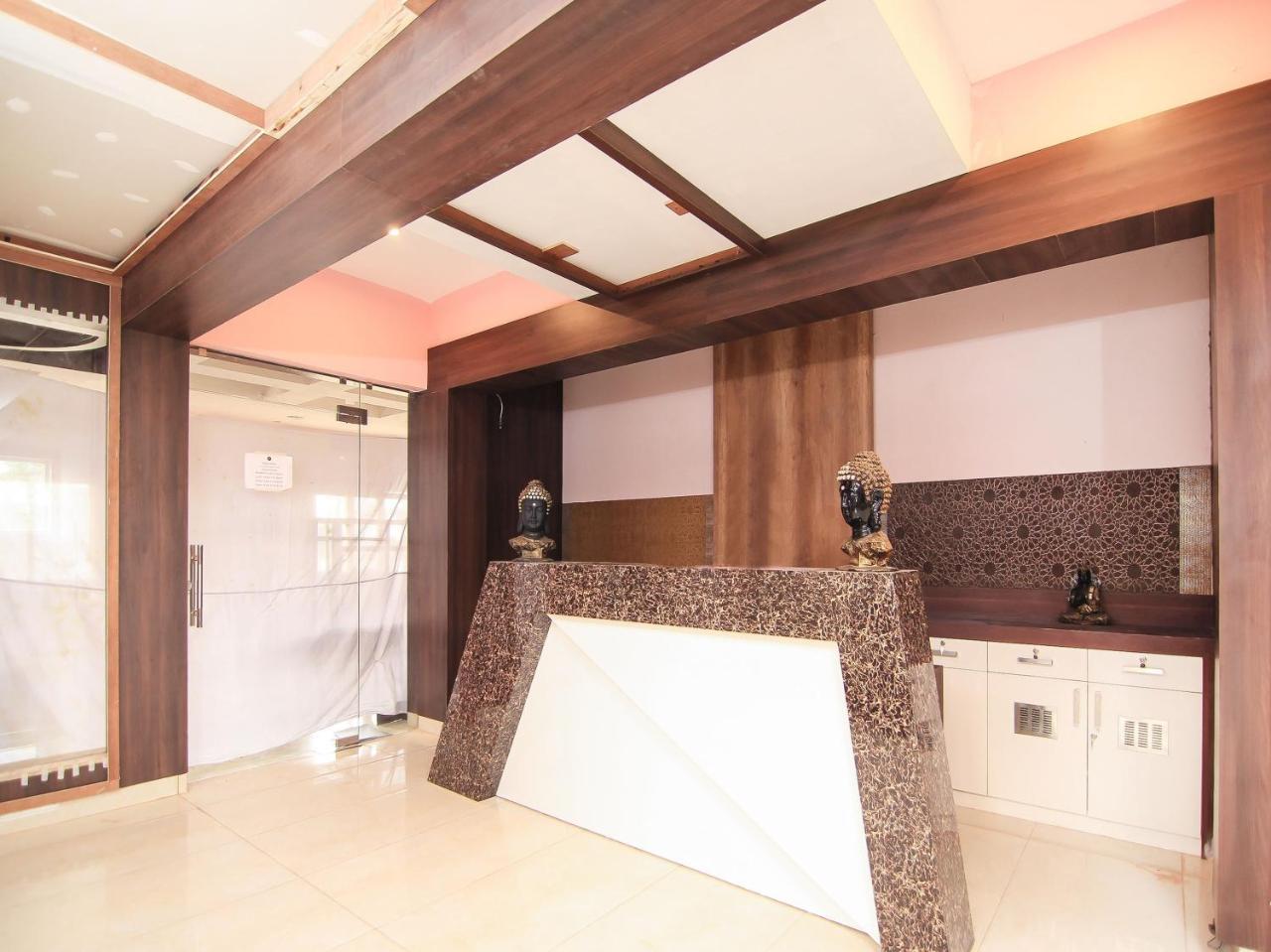 Maple Delite Lucknow Exterior foto