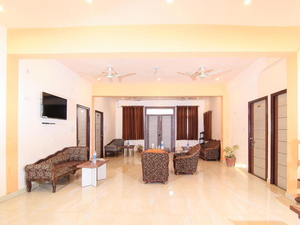 Maple Delite Lucknow Exterior foto